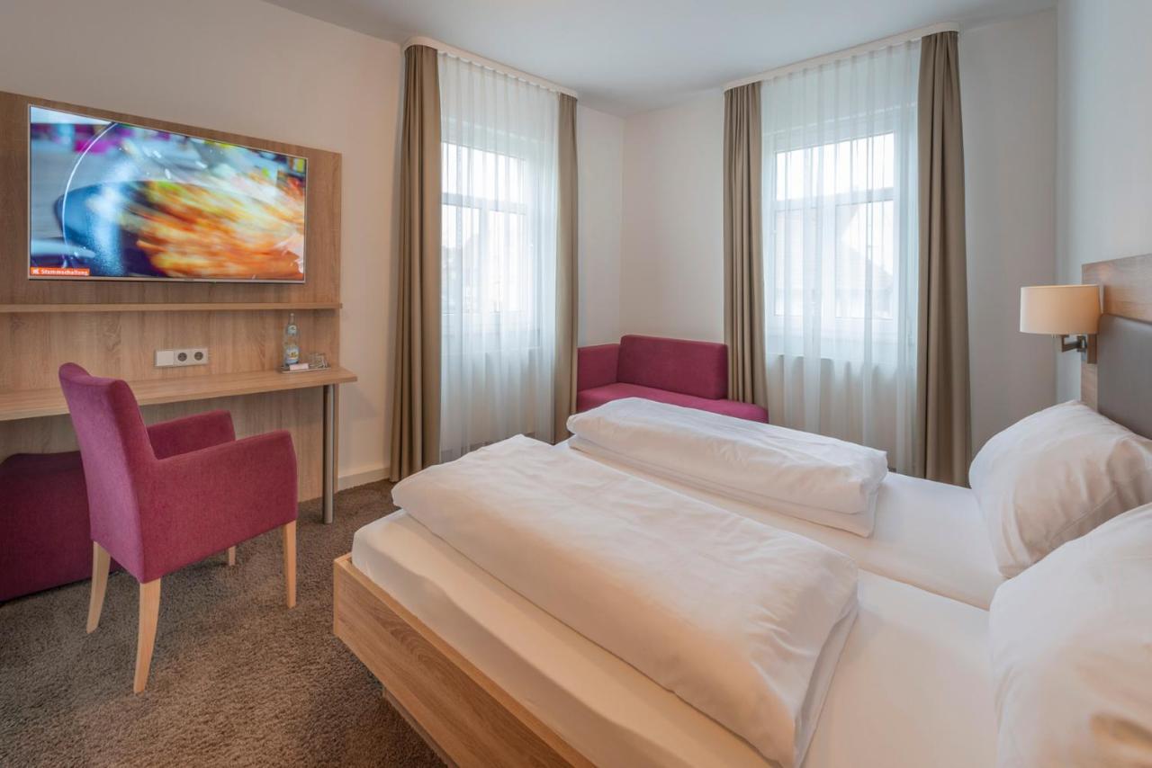 Hotel Gasthof Zum Roessle Heilbronn Buitenkant foto
